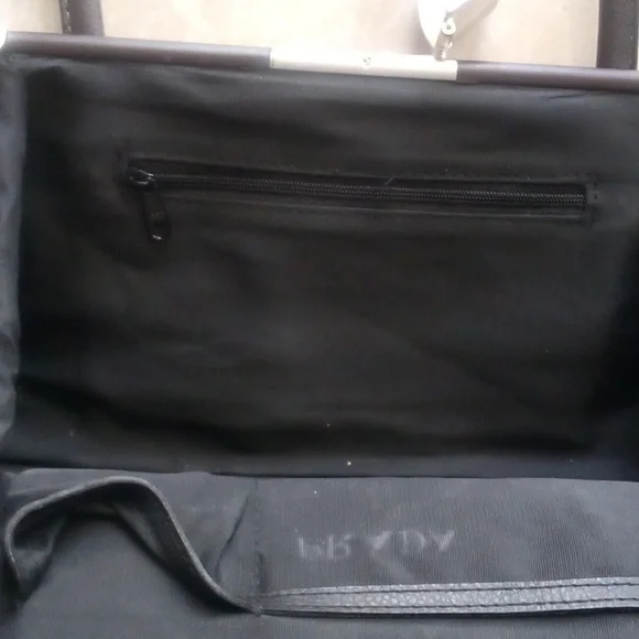 PRADA Handbag/Purse - Picture 7 of 9